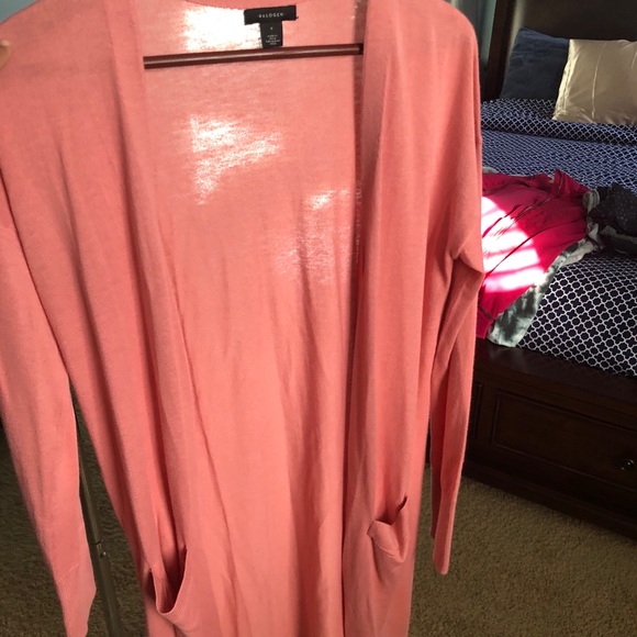 Clothes - Picture 3 of 3